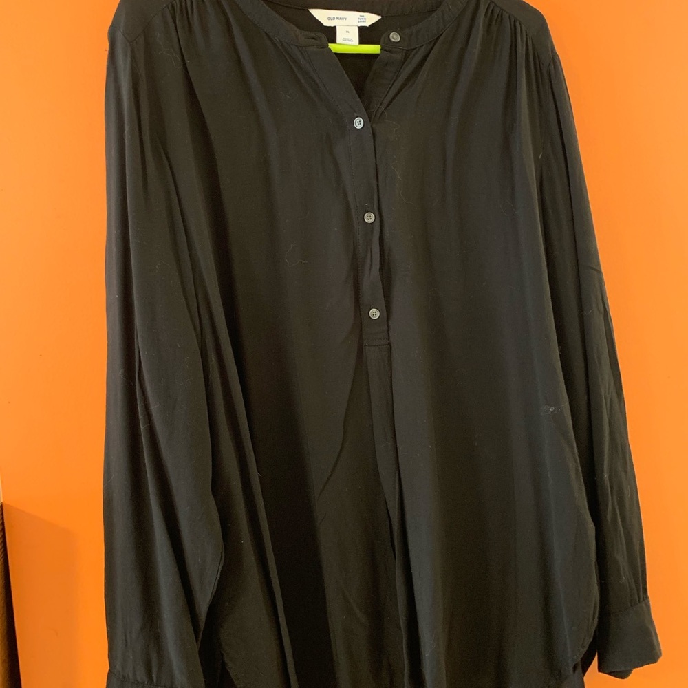 Old Navy, XL Black split neck tunic.